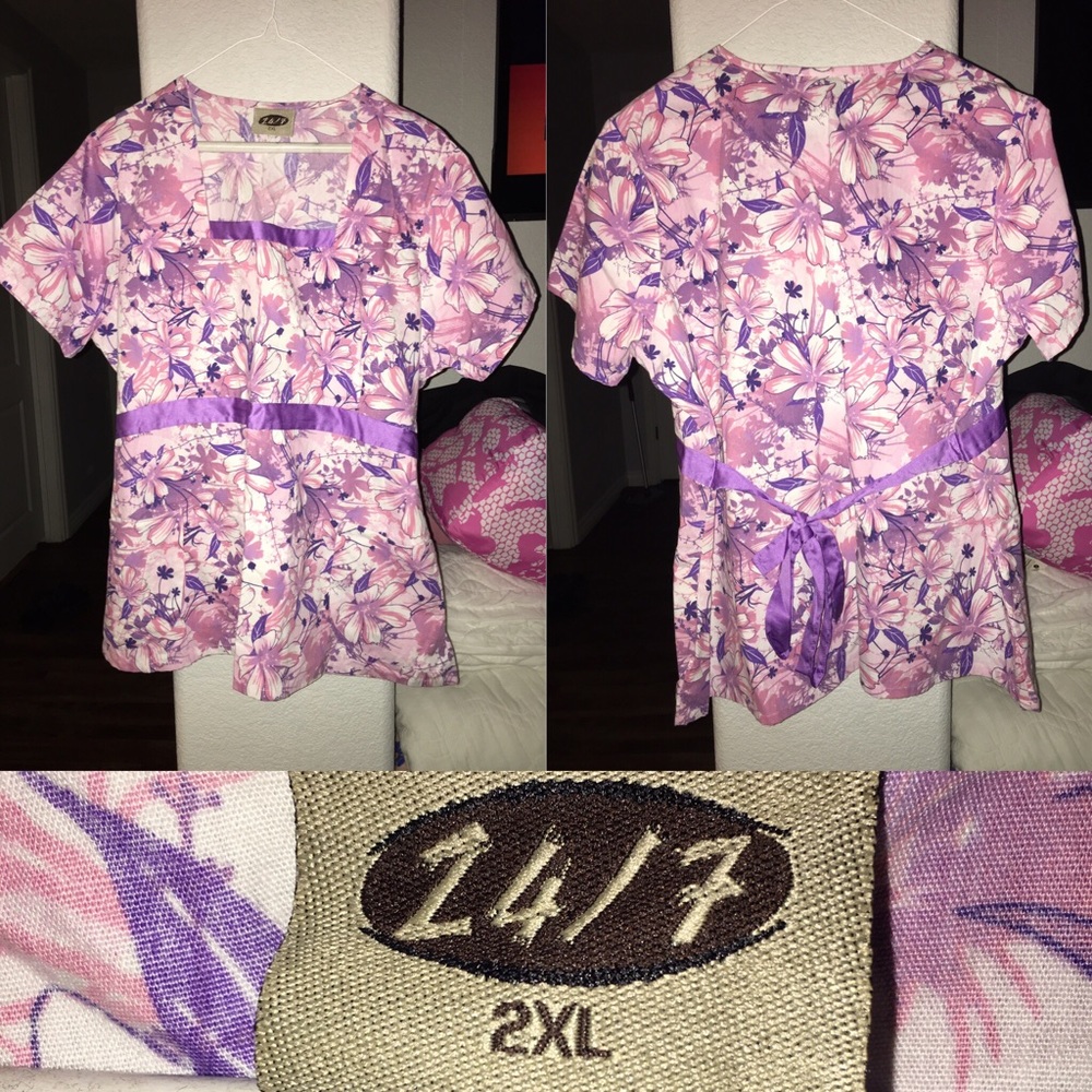 Women’s plus size scrubs top
